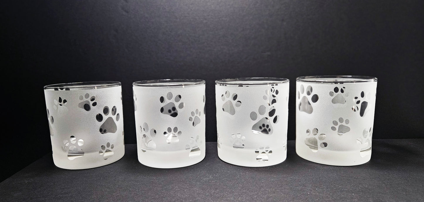Paw Print Whiskey Glass // Paw Print Etched Whiskey Glass // Dog Whiskey Glass // Cat Whiskey Glass//Gift for Dog Groomer