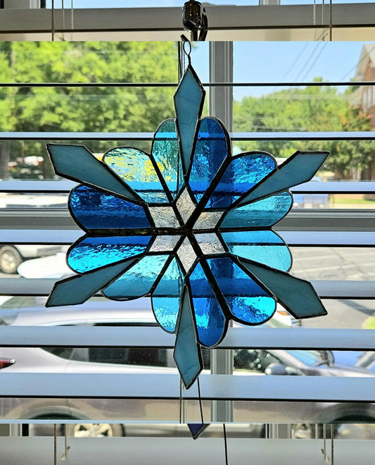 Stained Glass Star Suncatcher Wind Spinner, Aqua Colors Glass Indoor or Outdoor Art, Unique, 3-Dimensional Stained Glass (Copy)